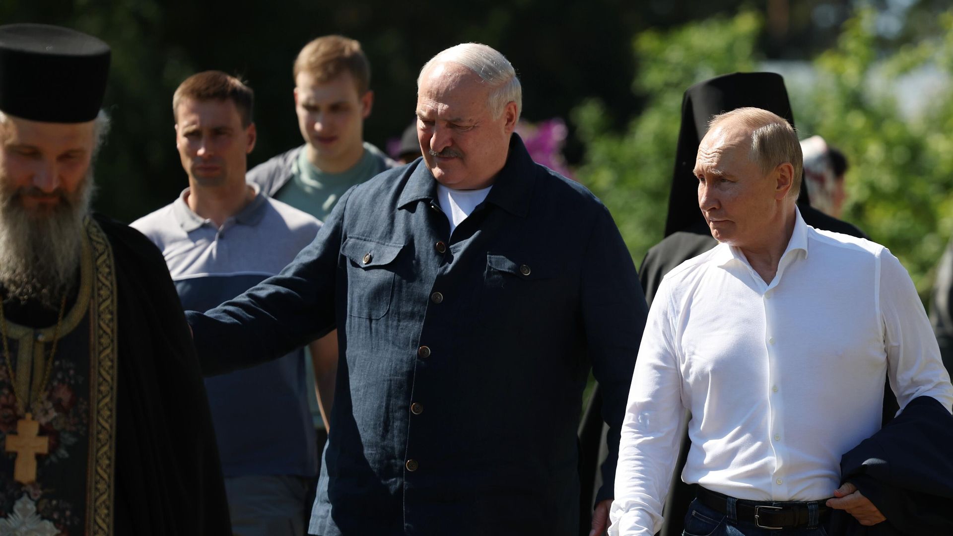Президент РФ Владимир Путин и президент Белоруссии Александр Лукашенко Президент РФ Владимир Путин и президент Белоруссии Александр Лукашенко - РИА Новости, 1920, 29.07.2024