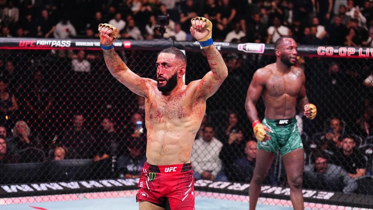 Эпизод главного боя UFC 304 Эпизод главного боя UFC 304 - РИА Новости, 1920, 28.07.2024