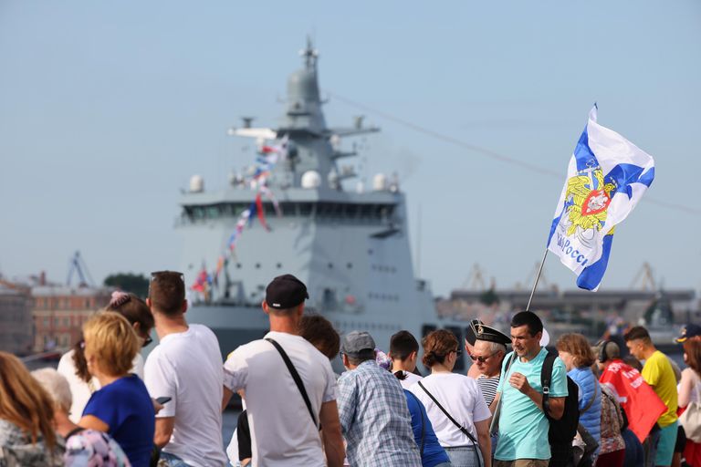 Празднование Дня ВМФ в Санкт-Петербурге Празднование Дня ВМФ в Санкт-Петербурге