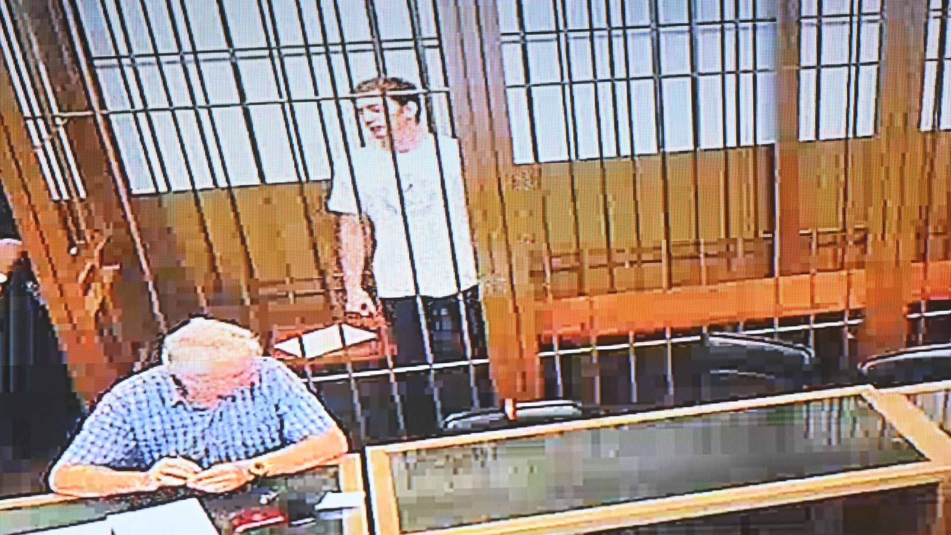 Экран с трансляцией избрания меры пресечения в отношении Тимура Бажаева в Замоскворецком суде Москвы. 29 июля 2024 Экран с трансляцией избрания меры пресечения в отношении Тимура Бажаева в Замоскворецком суде Москвы. 29 июля 2024 - РИА Новости, 1920, 29.07.2024
