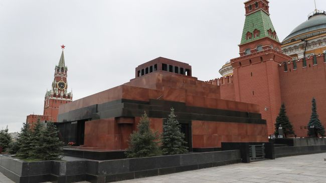 Мавзолей В. И. Ленина на Красной площади в Москве Мавзолей В. И. Ленина на Красной площади в Москве