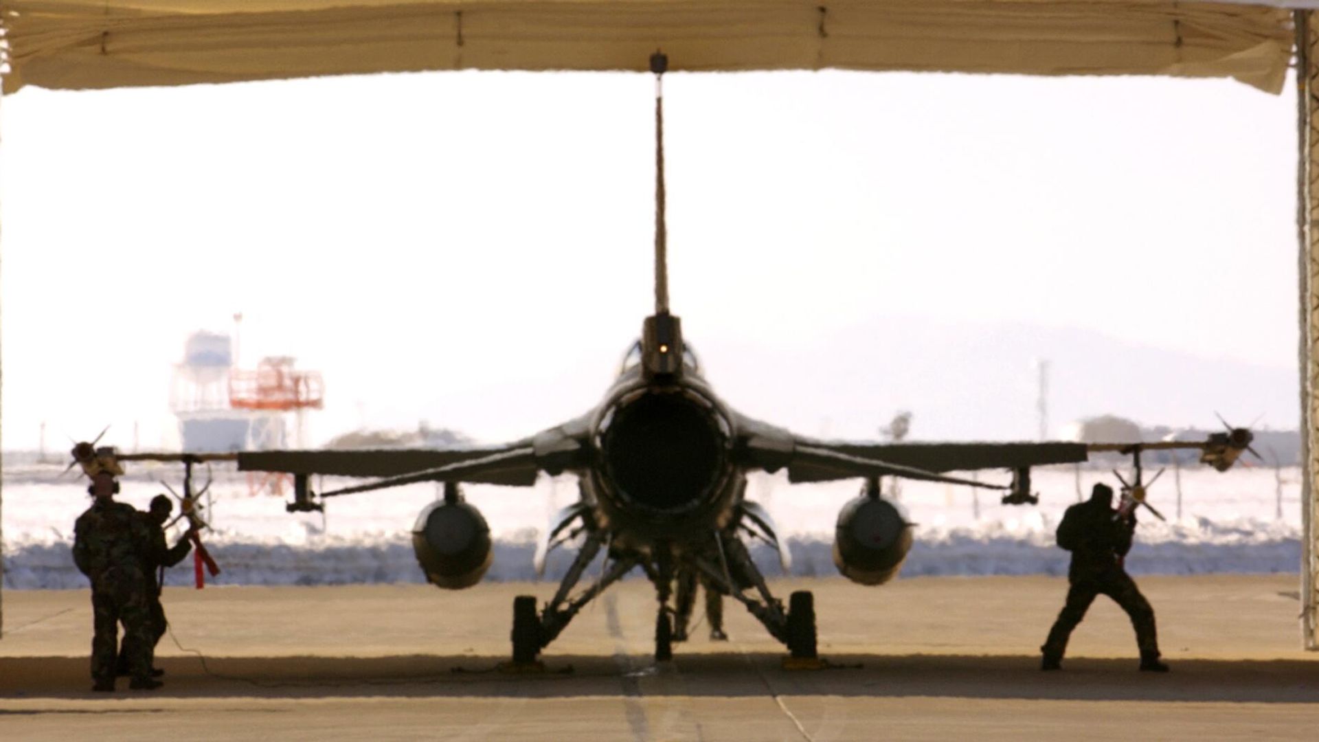 Истребитель F-16 Истребитель F-16 - РИА Новости, 1920, 31.07.2024