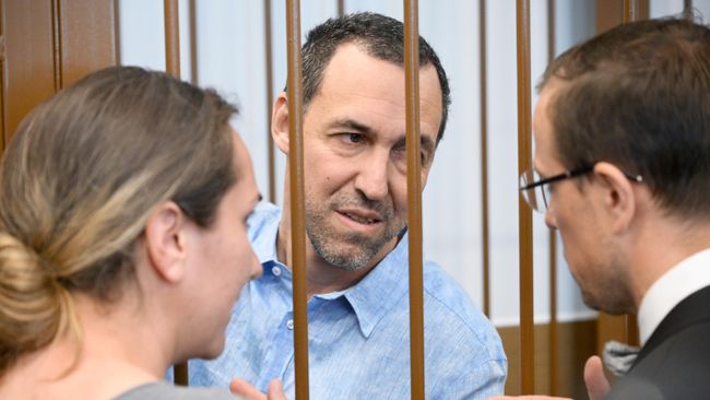 Гражданин Франции Лоран Винатье* на заседании суда