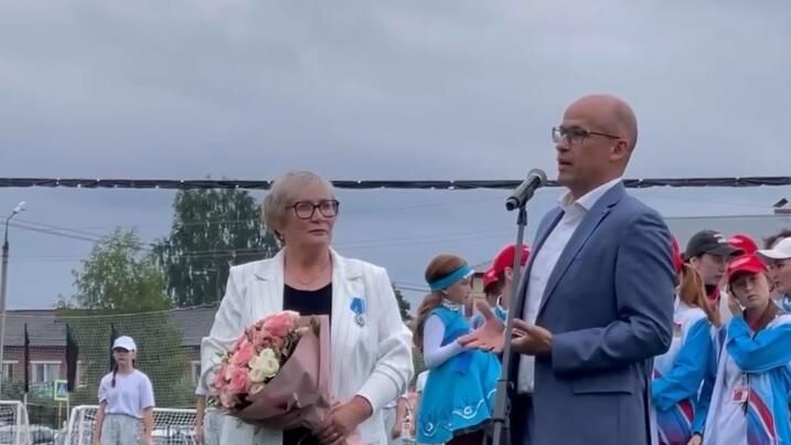 Глава Удмуртии Александр Бречалов вручил орден Почета двукратной олимпийской чемпионке, лыжнице Тамаре Тихоновой Глава Удмуртии Александр Бречалов вручил орден Почета двукратной олимпийской чемпионке, лыжнице Тамаре Тихоновой - РИА Новости, 1920, 31.07.2024