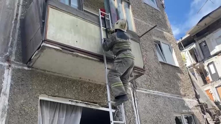 Взрыв в жилом доме в Нижним Тагиле Взрыв в жилом доме в Нижним Тагиле