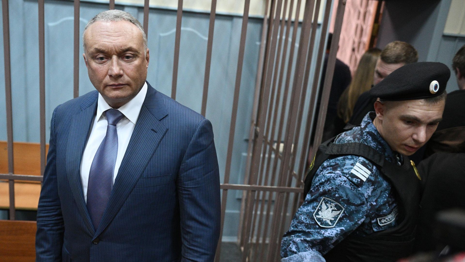 Сенатор Совета Федерации РФ Дмитрий Савельев в Басманном суде Москвы Сенатор Совета Федерации РФ Дмитрий Савельев в Басманном суде Москвы - РИА Новости, 1920, 04.08.2024