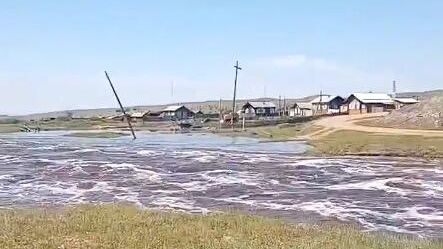 Последствия паводка в селе Куготы в Мухоршибирском районе Бурятии Последствия паводка в селе Куготы в Мухоршибирском районе Бурятии - РИА Новости, 1920, 03.09.2024