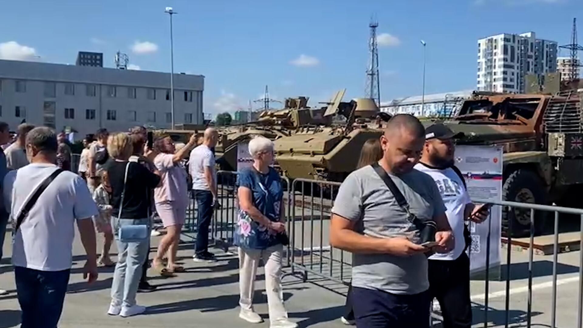 Выставка трофейной техники в Тюмени Выставка трофейной техники в Тюмени - РИА Новости, 1920, 06.08.2024
