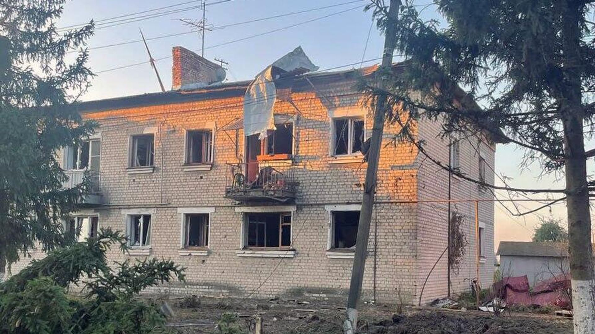 Последствия обстрела города Суджа в Курской области Последствия обстрела города Суджа в Курской области - РИА Новости, 1920, 07.08.2024
