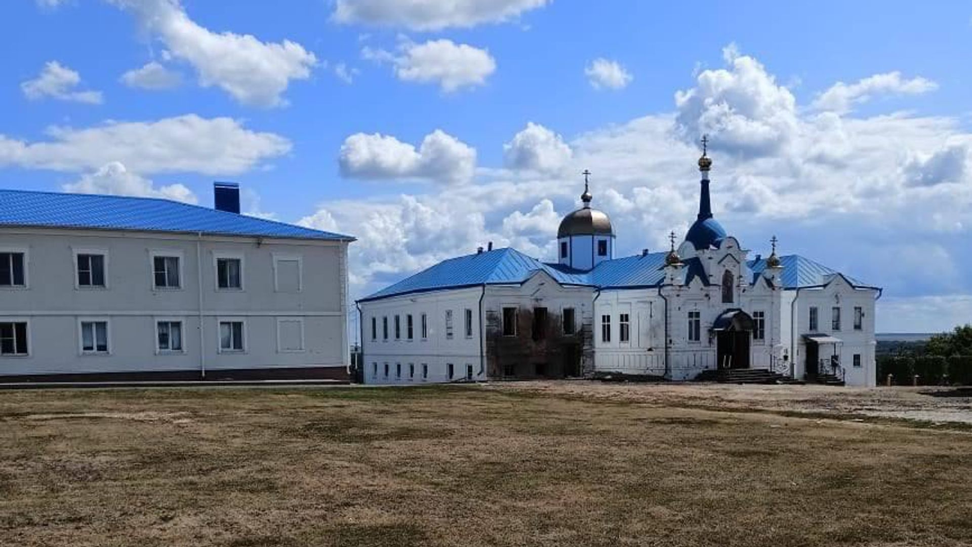 Горнальский Свято-Николаевский Белогорский мужской монастырь в Курской области после обстрела ВСУ Горнальский Свято-Николаевский Белогорский мужской монастырь в Курской области после обстрела ВСУ - РИА Новости, 1920, 07.08.2024