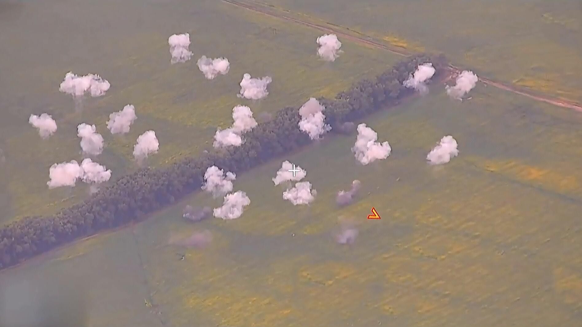 Уничтожения военной техники ВСУ в приграничном районе с Курской областью. Кадр видео Уничтожения военной техники ВСУ в приграничном районе с Курской областью. Кадр видео - РИА Новости, 1920, 07.08.2024