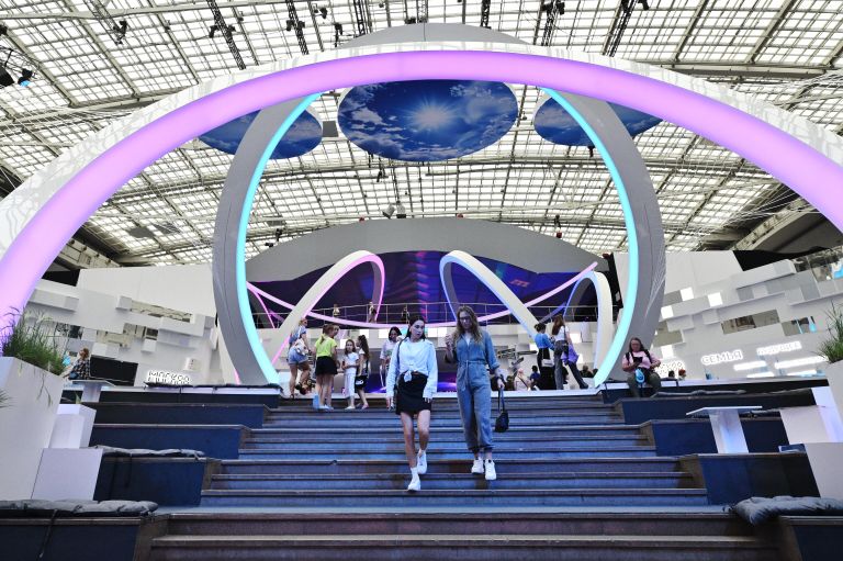 Выставка форума-фестиваля Территория будущего. Москва 2030 в Гостином дворе Выставка форума-фестиваля Территория будущего. Москва 2030 в Гостином дворе