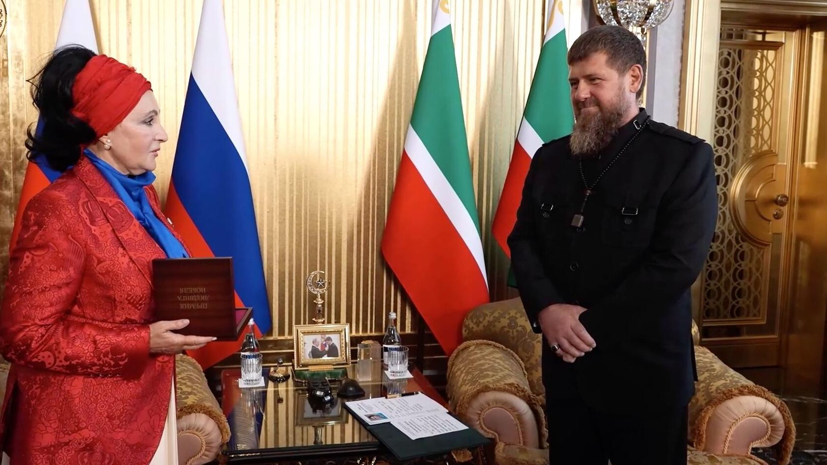 Глава Чечни Рамзан Кадыров во время вручения российской премии Людвига Нобеля Глава Чечни Рамзан Кадыров во время вручения российской премии Людвига Нобеля - РИА Новости, 1920, 09.08.2024