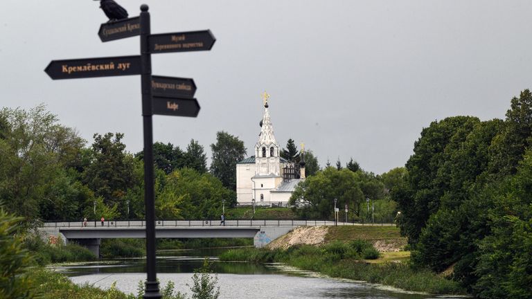 Церковь Косьмы и Дамиана на Яруновой горе в Суздале Церковь Косьмы и Дамиана на Яруновой горе в Суздале