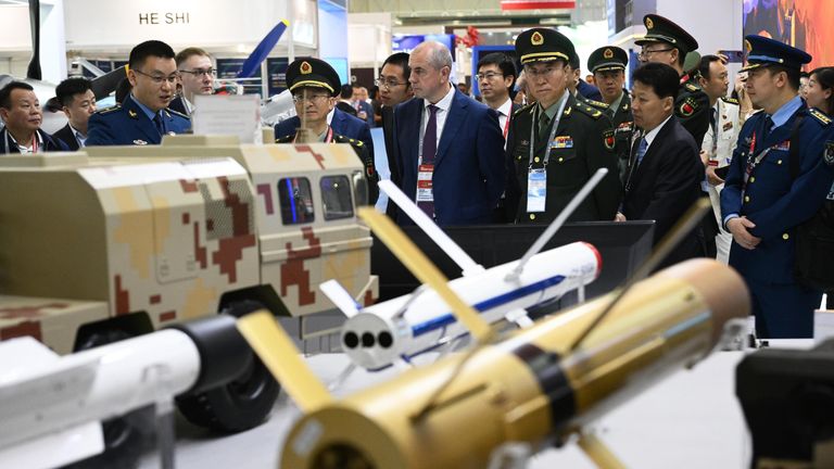Стенд обороны Китая на Х Международном военно-техническом форуме Армия-2024 в Конгрессно-выставочном центре Патриот Стенд обороны Китая на Х Международном военно-техническом форуме Армия-2024 в Конгрессно-выставочном центре Патриот