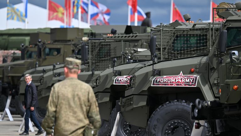 Техника на выставке Х международного военно-технического форума Армия-2024 в конгрессно-выставочном центре Патриот Техника на выставке Х международного военно-технического форума Армия-2024 в конгрессно-выставочном центре Патриот