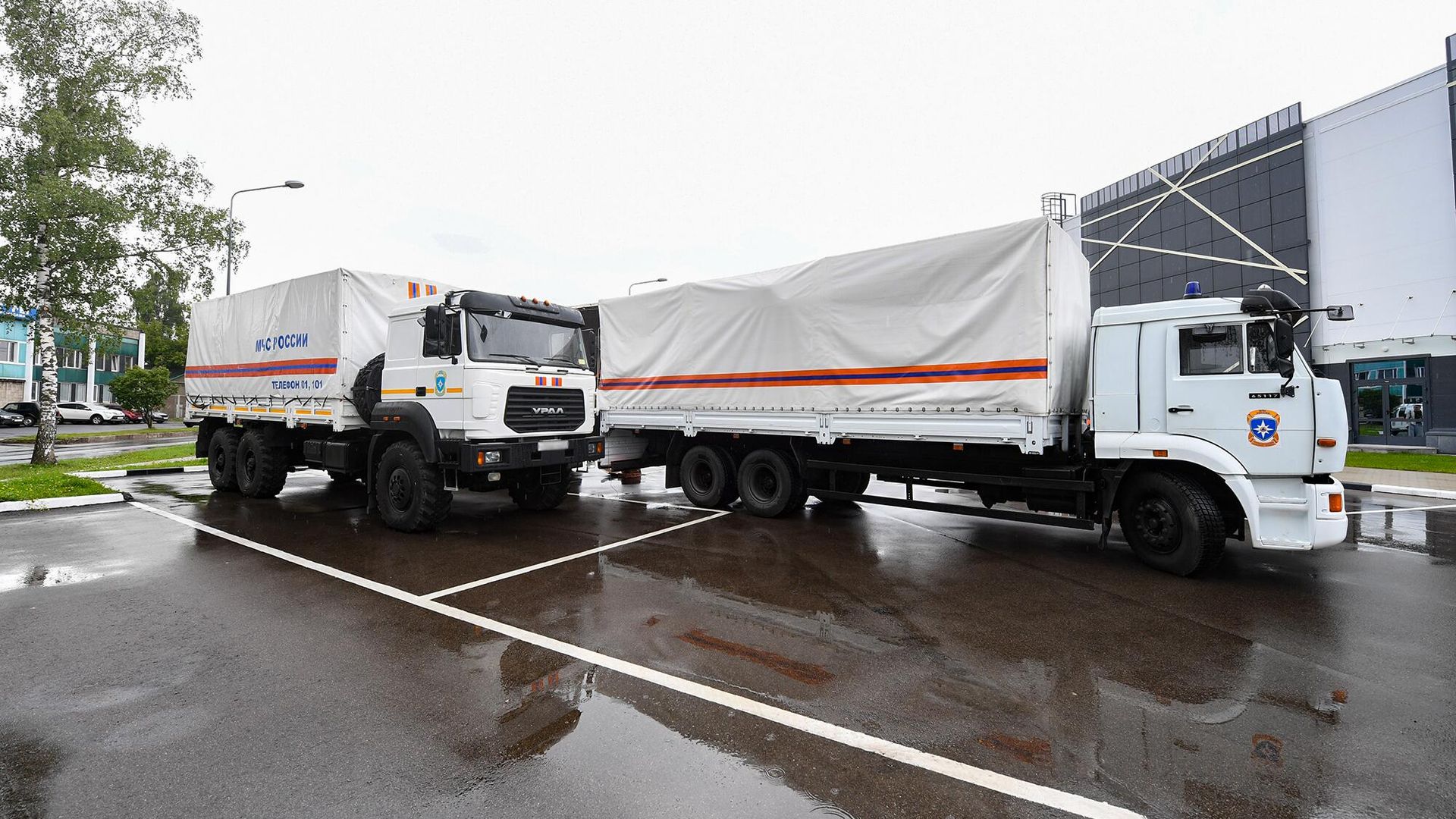 Верхневолжье направило в Курскую область 20 тонн гуманитарного груза Верхневолжье направило в Курскую область 20 тонн гуманитарного груза - РИА Новости, 1920, 13.08.2024