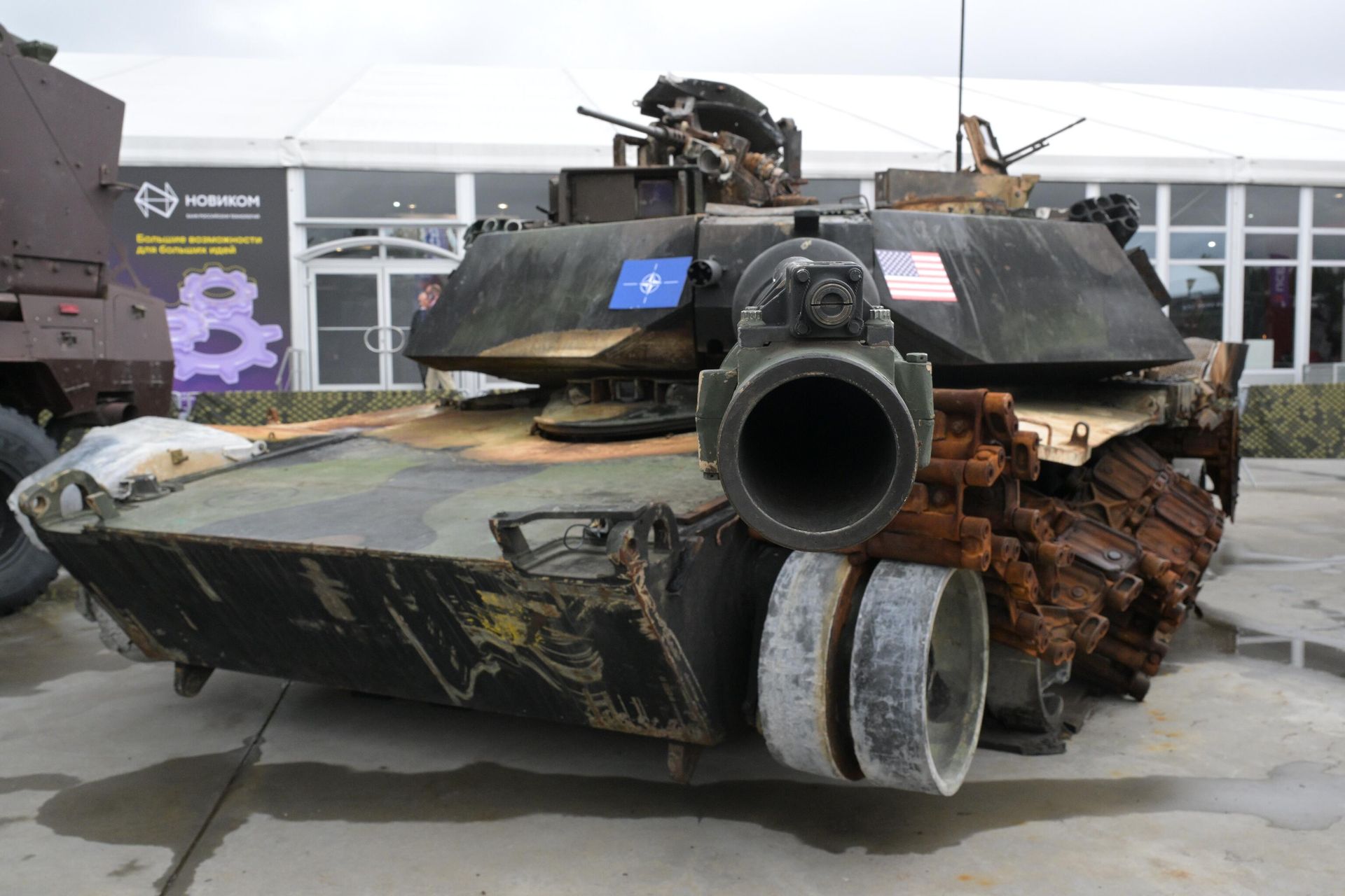 Танк Abrams на выставке трофейной техники Танк Abrams на выставке трофейной техники - РИА Новости, 1920, 24.01.2025