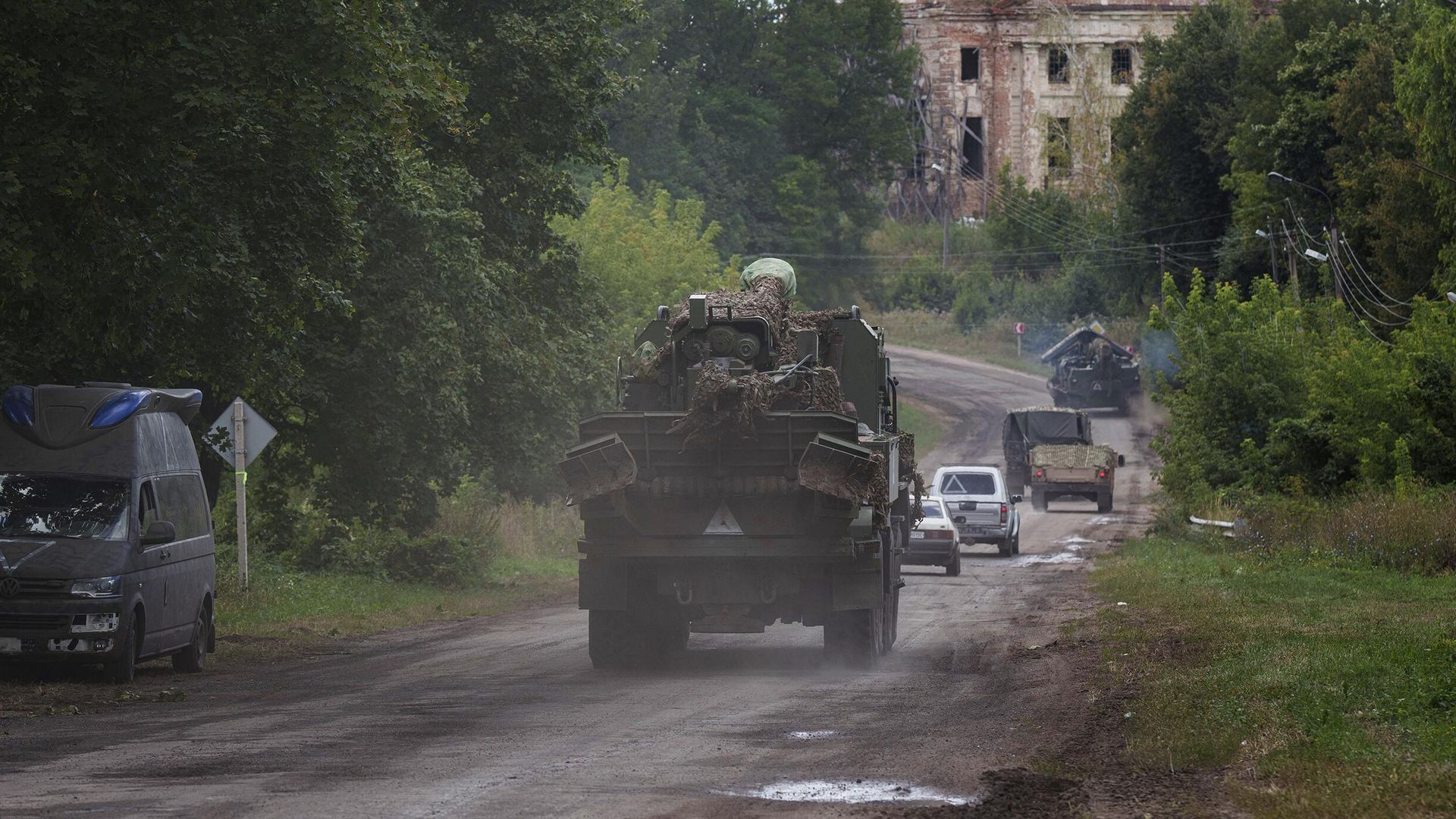 Украинская военная техника в Сумской области Украинская военная техника в Сумской области - РИА Новости, 1920, 15.08.2024
