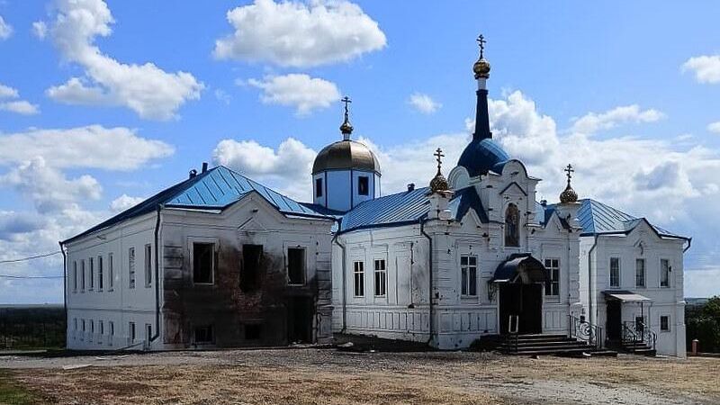Горнальский Свято-Николаевский Белогорский мужской монастырь, пострадавший от обстрелов ВСУ по приграничным районам Курской области Горнальский Свято-Николаевский Белогорский мужской монастырь, пострадавший от обстрелов ВСУ по приграничным районам Курской области - РИА Новости, 1920, 15.08.2024