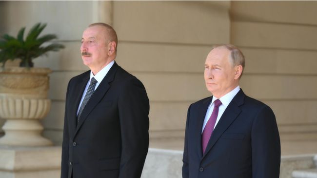Президент РФ Владимир Путин и президент Азербайджана Ильхам Алиев