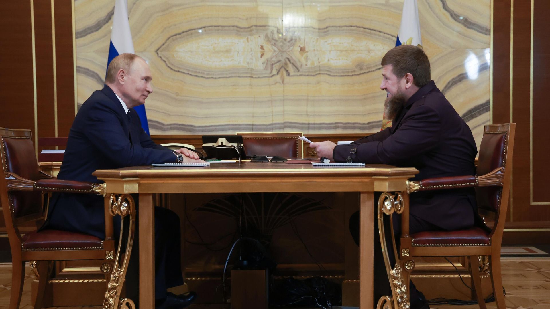 Президент РФ Владимир Путин и глава Чеченской Республики Рамзан Кадыров Президент РФ Владимир Путин и глава Чеченской Республики Рамзан Кадыров - РИА Новости, 1920, 07.10.2026