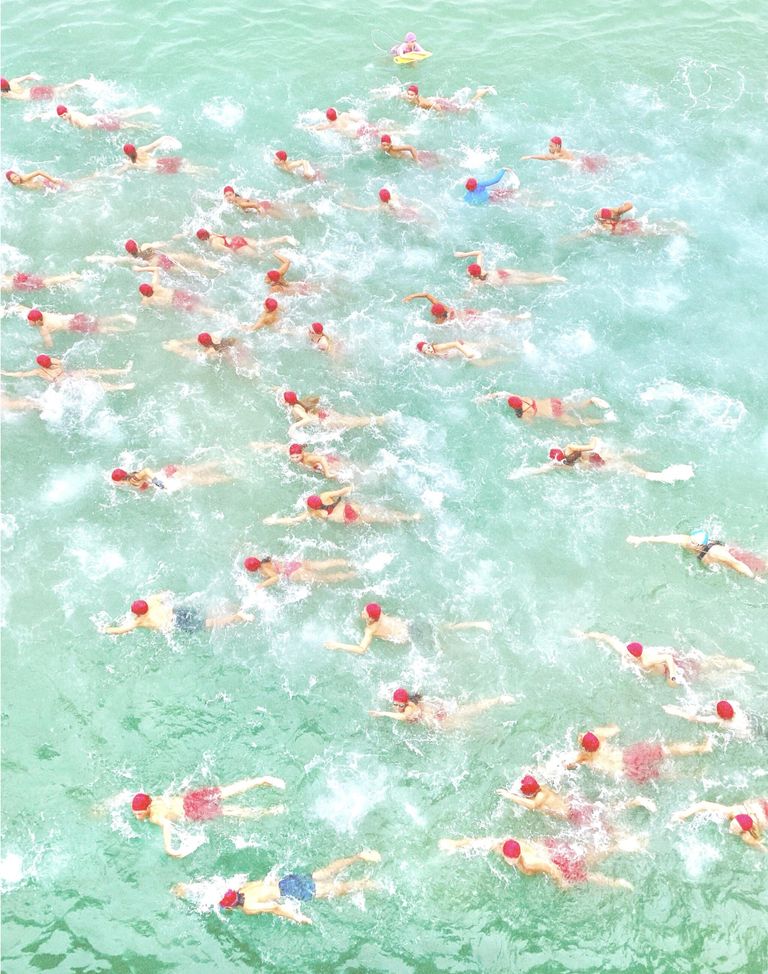 Снимок Lifeguard Camp фотографа из США Glen Wilbert, занявший 1 место в категории Photographer of the Year конкурса IPPAWARDS 2024 Снимок Lifeguard Camp фотографа из США Glen Wilbert, занявший 1 место в категории Photographer of the Year конкурса IPPAWARDS 2024