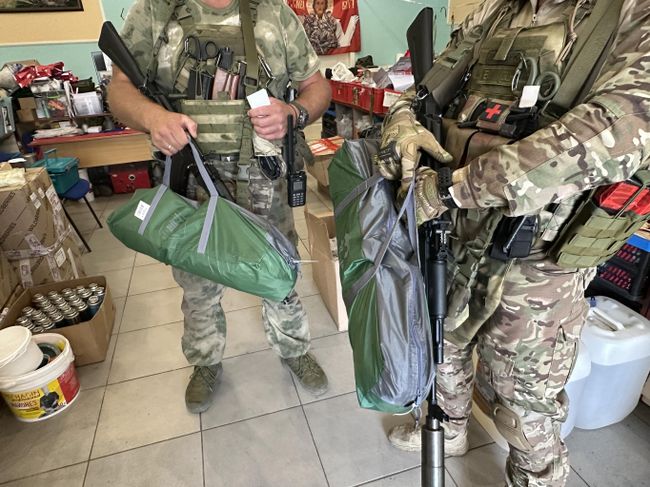 Военные получили на Солдатском привале палатки.