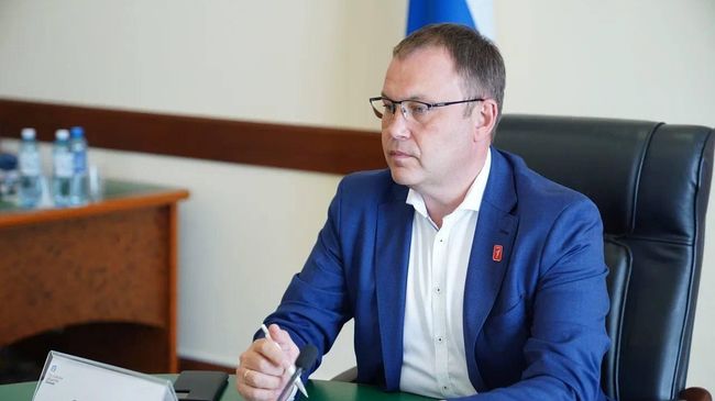 Илья Середюк