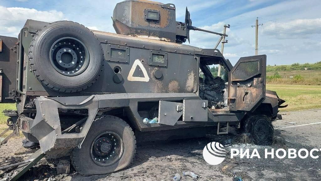 Техника, захваченная морпехами 810-й бригады в Курской области Техника, захваченная морпехами 810-й бригады в Курской области - РИА Новости, 1920, 26.08.2024