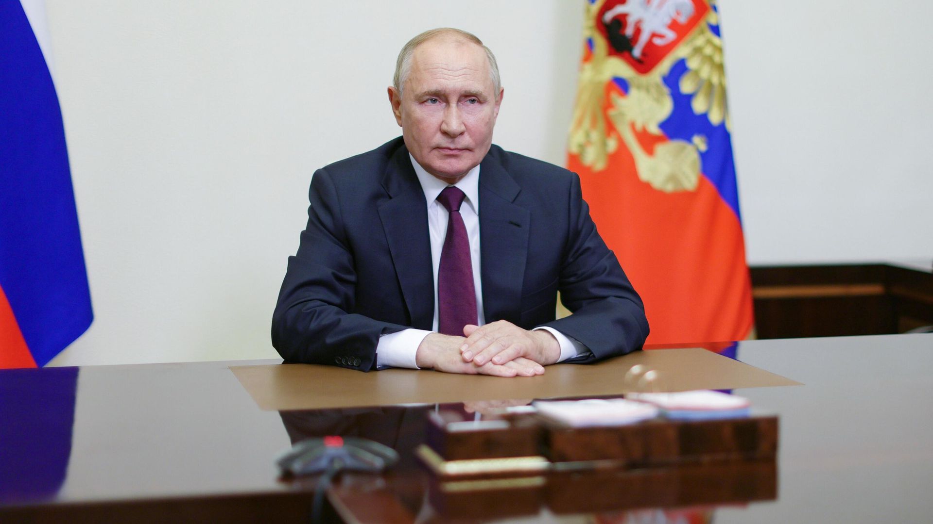 Президент РФ Владимир Путин поздравляет работников угольной отрасли с Днем шахтера - РИА Новости, 1920, 04.10.2024