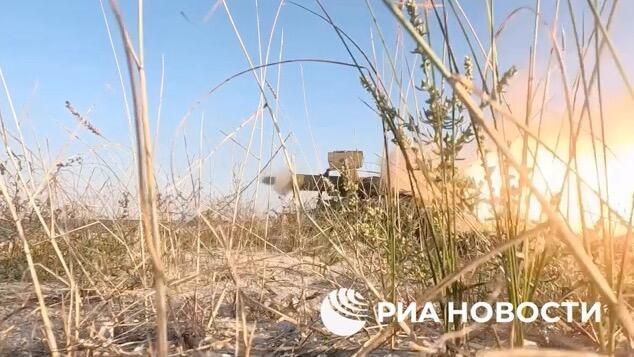 Уничтожение российскими десантниками группировки войск Днепр разведывательной группы ВСУ при попытке высадиться на Кинбурнской косе Уничтожение российскими десантниками группировки войск Днепр разведывательной группы ВСУ при попытке высадиться на Кинбурнской косе - РИА Новости, 1920, 27.08.2024