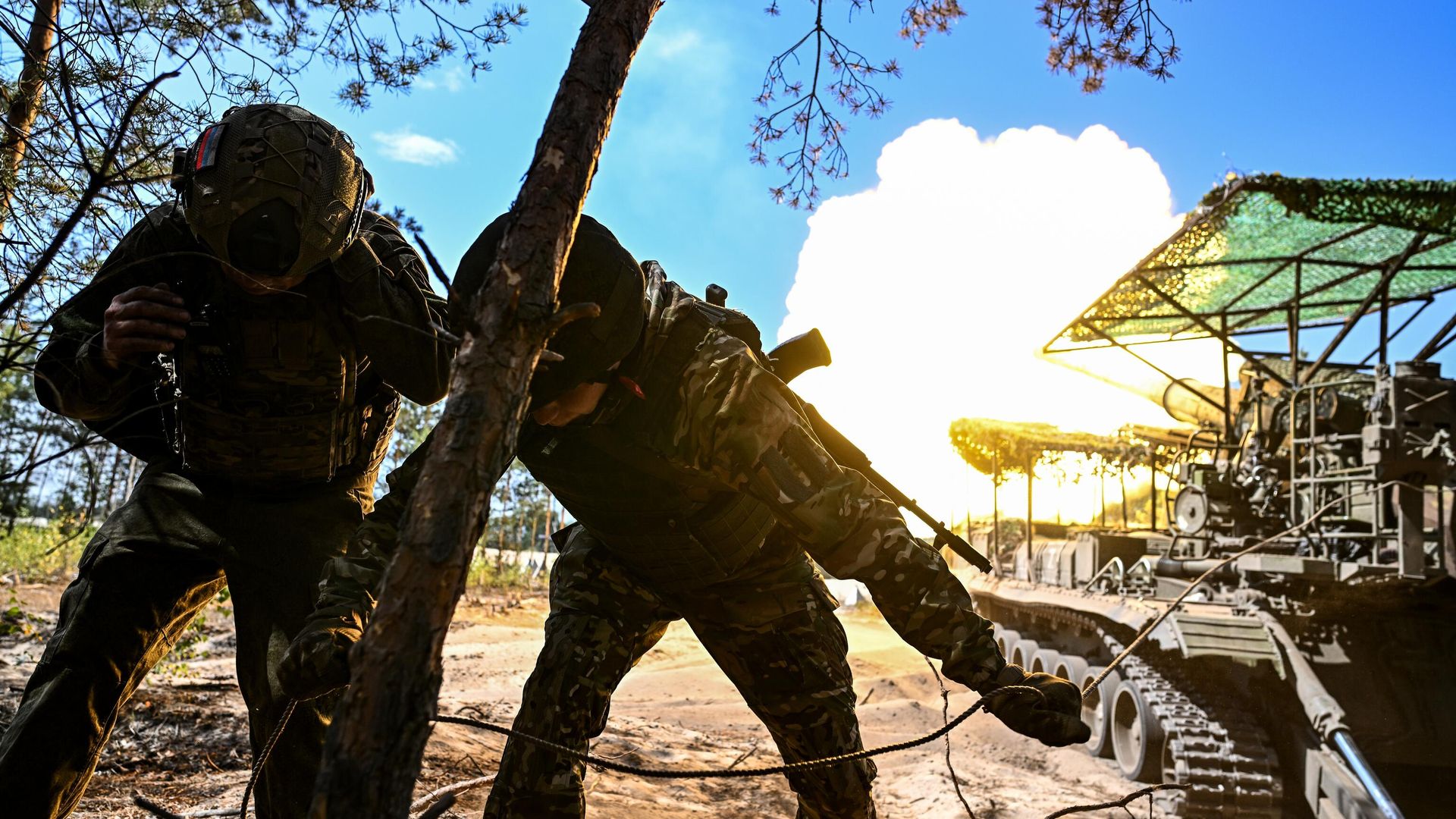 Военнослужащие артиллерийского расчета САУ Пион в зоне проведения специальной военной операции Военнослужащие артиллерийского расчета САУ Пион в зоне проведения специальной военной операции - РИА Новости, 1920, 29.09.2024