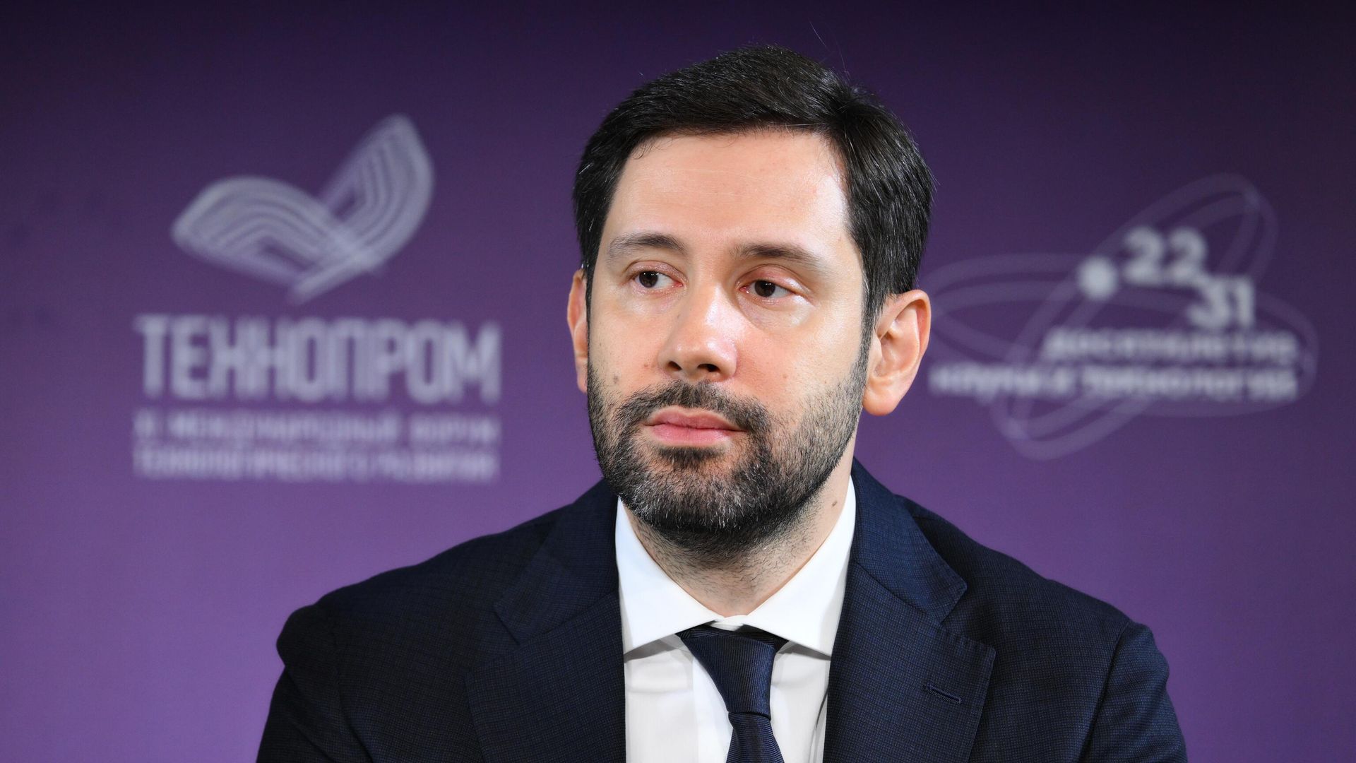 Руководитель Федеральной службы по интеллектуальной собственности Юрий Зубов на пленарной сессии в рамках XI Международного форума технологического развития Технопром-2024 в Новосибирске. 27 августа 2024 Руководитель Федеральной службы по интеллектуальной собственности Юрий Зубов на пленарной сессии в рамках XI Международного форума технологического развития Технопром-2024 в Новосибирске. 27 августа 2024 - РИА Новости, 1920, 27.08.2024