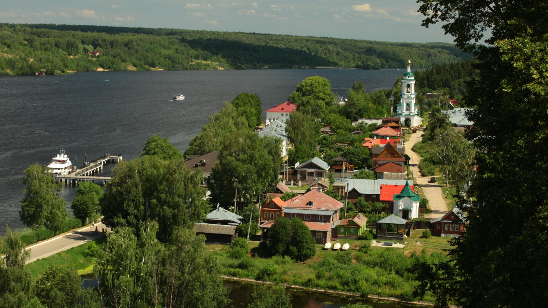 Вид с Соборной горы на реку Волга в Плёсе - РИА Новости, 1920, 09.10.2025