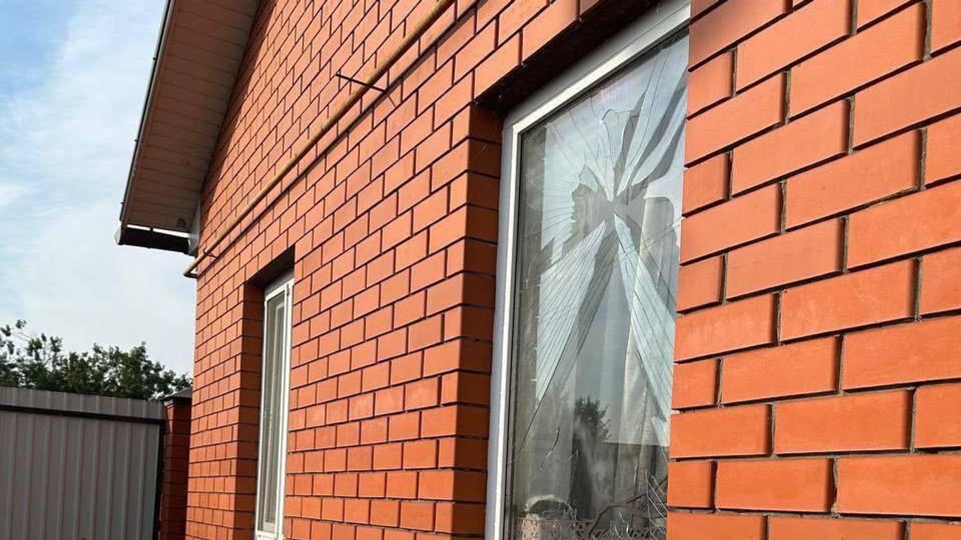 Последствия обстрела Белгородской области со стороны ВСУ Последствия обстрела Белгородской области со стороны ВСУ - РИА Новости, 1920, 29.08.2024