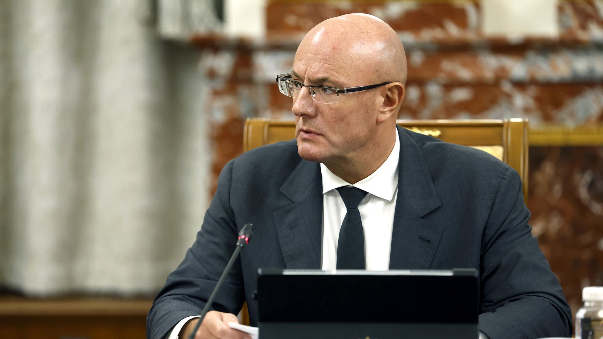 Заместитель председателя правительства РФ Дмитрий Чернышенко на заседании кабинета министров РФ Заместитель председателя правительства РФ Дмитрий Чернышенко на заседании кабинета министров РФ - РИА Новости, 1920, 29.08.2024