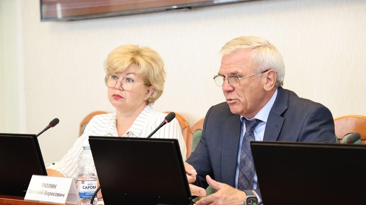 Нижегородские депутаты обсудили вопросы реализации молодёжной политики в регионе в рамках Правительственного часа Нижегородские депутаты обсудили вопросы реализации молодёжной политики в регионе в рамках Правительственного часа - РИА Новости, 1920, 29.08.2024