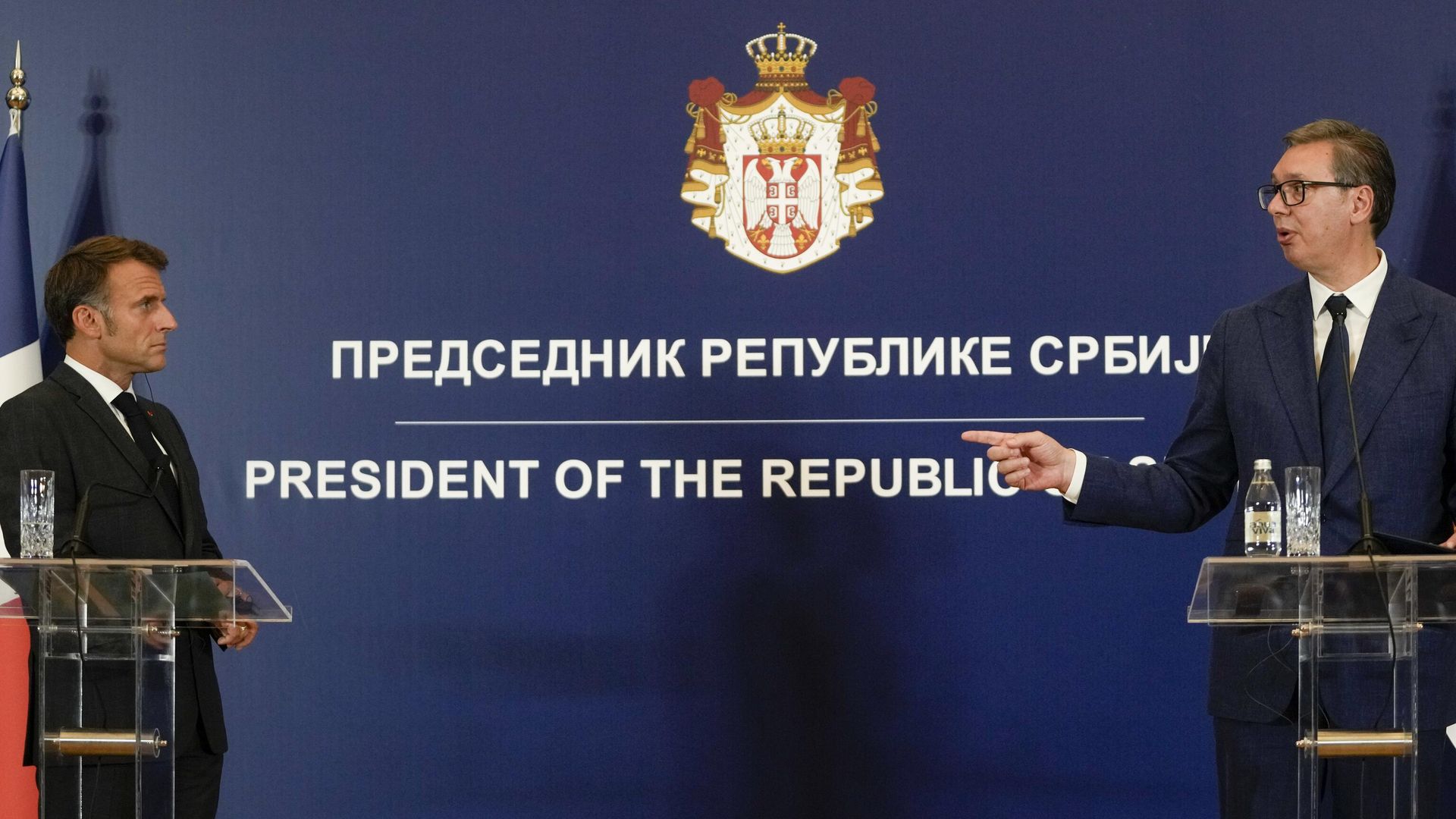 Президент Франции Эммануэль Макрон и президент Сербии Александр Вучич во время встречи в Белграде, Сербия. 29 августа 2024 Президент Франции Эммануэль Макрон и президент Сербии Александр Вучич во время встречи в Белграде, Сербия. 29 августа 2024 - РИА Новости, 1920, 29.08.2024