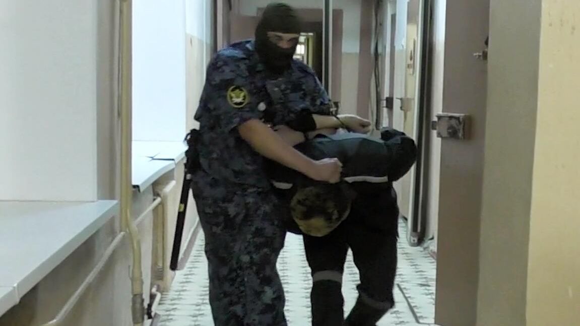 Задержание подозреваемого в участии в боевых действиях на стороне Украины Задержание подозреваемого в участии в боевых действиях на стороне Украины - РИА Новости, 1920, 22.11.2024