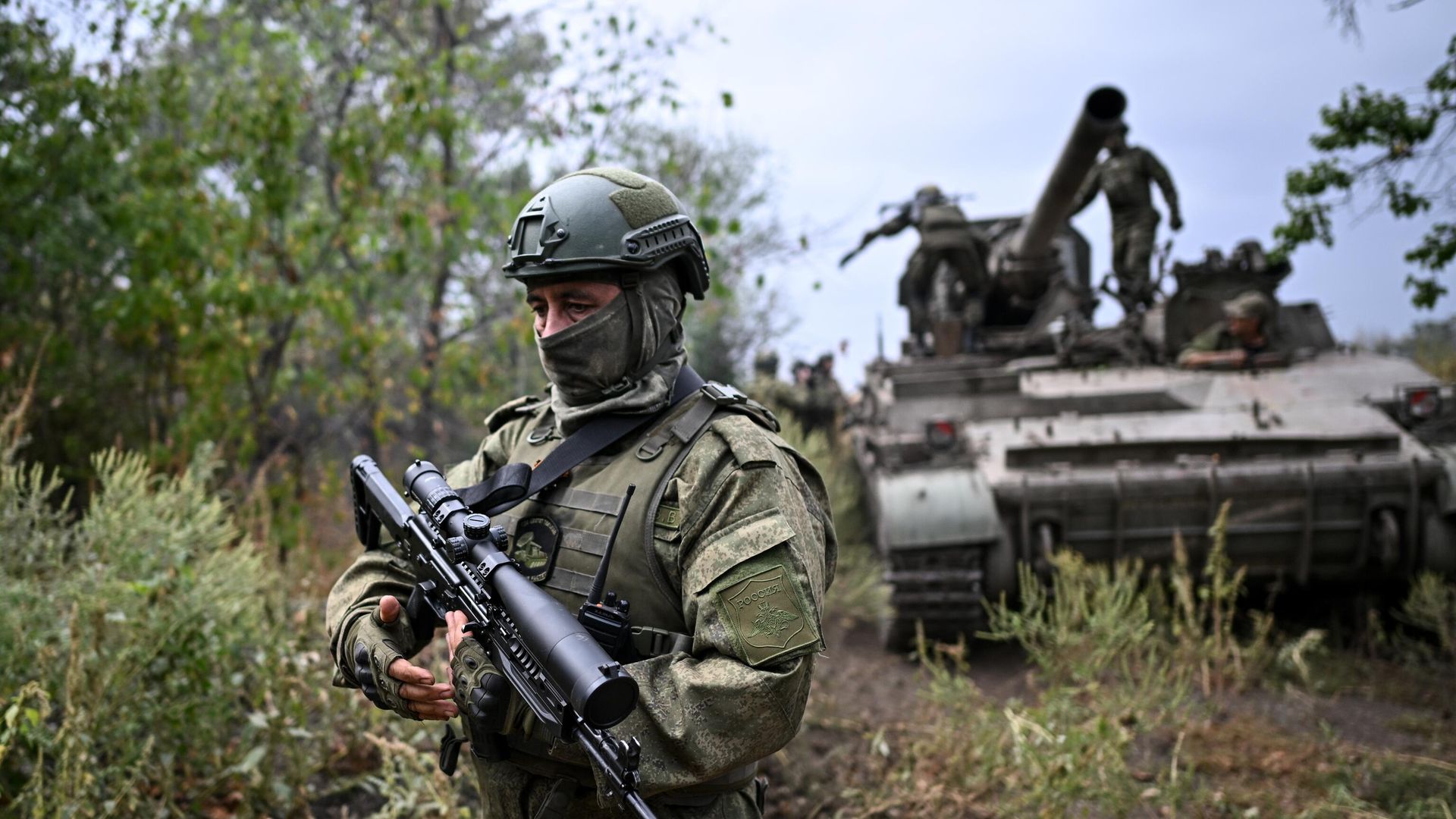Работа военнослужащих расчета миномета Тюльпан в зоне СВО Работа военнослужащих расчета миномета Тюльпан в зоне СВО - РИА Новости, 1920, 04.09.2024