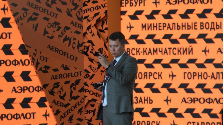 У стенда Аэрофлота, ВЭФ-2024 У стенда Аэрофлота, ВЭФ-2024