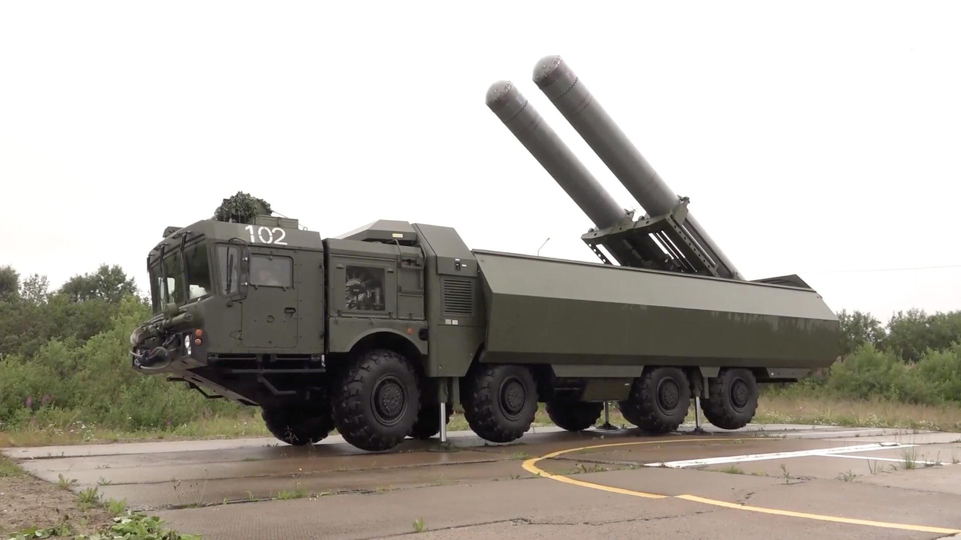 Ракетный дивизион берегового ракетного комплекса Бастион ракетной бригады Кольской флотилии во время стратегического командно-штабного учения Океан — 2024. Кадр видео - РИА Новости, 1920, 11.09.2024