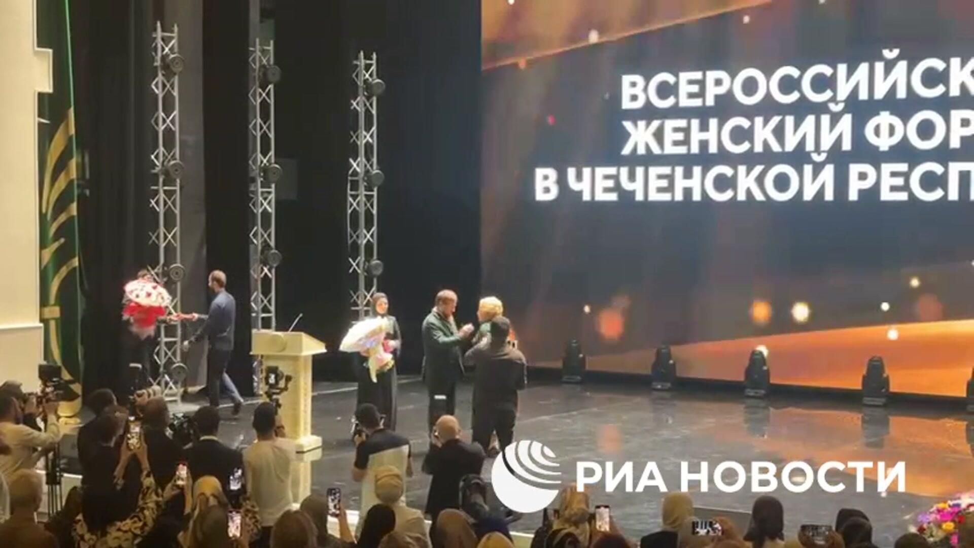 Вручение в Грозном Валентине Матвиенко ордена имени Ахмата Кадырова Вручение в Грозном Валентине Матвиенко ордена имени Ахмата Кадырова - РИА Новости, 1920, 11.09.2024