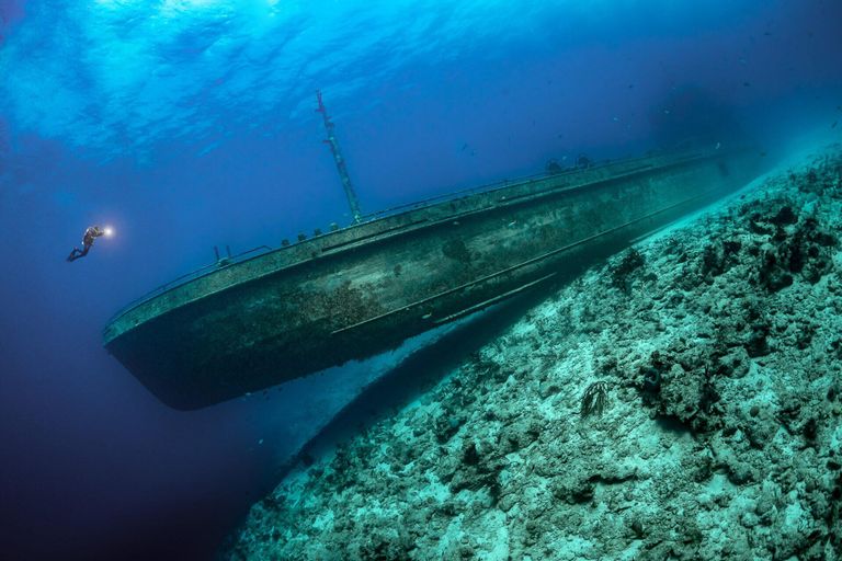 Работа фотографа Tobias Friedrich из Германии, занявшая первое место в категории Adventure Photographer of the Year конкурса Ocean Photographer of the Year 2024 Работа фотографа Tobias Friedrich из Германии, занявшая первое место в категории Adventure Photographer of the Year конкурса Ocean Photographer of the Year 2024