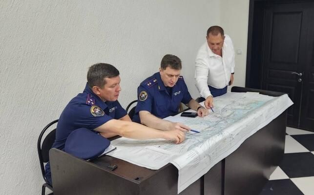 Работа следственной группы СКР в хуторе Бураковском Кореновского района, Краснодарский край Работа следственной группы СКР в хуторе Бураковском Кореновского района, Краснодарский край - РИА Новости, 1920, 22.11.2024