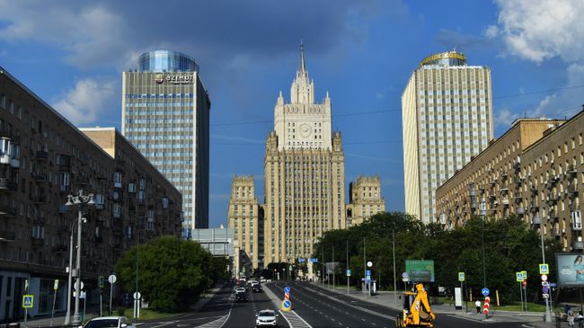 Здание Министерства иностранных дел России в Москве