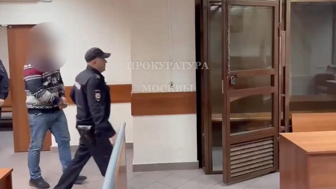 Сотрудник полиции, который обвиняется в незаконном сбыте наркотических средств, заключен под стражу в Москве Сотрудник полиции, который обвиняется в незаконном сбыте наркотических средств, заключен под стражу в Москве - РИА Новости, 1920, 13.09.2024