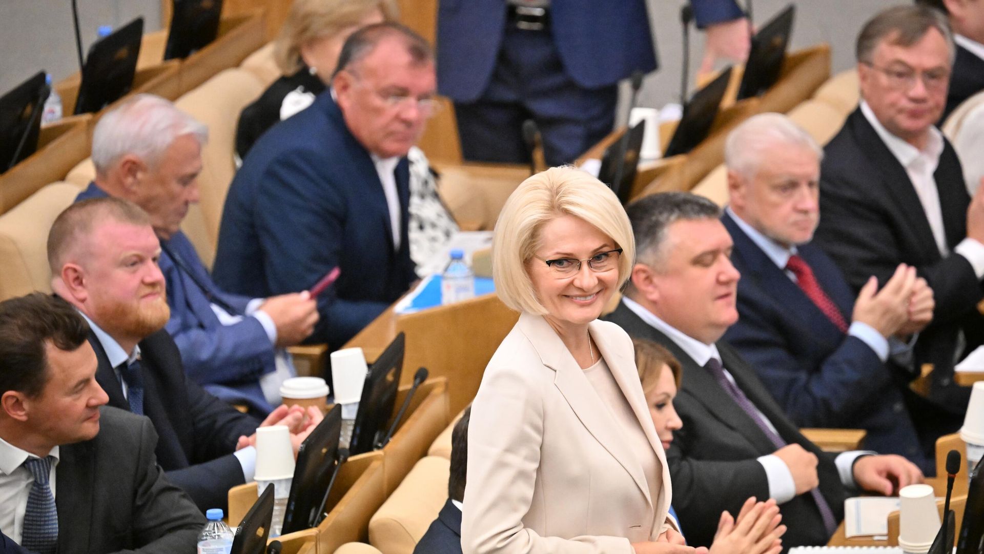 Виктория Абрамченко на пленарном заседании Госдумы РФ Виктория Абрамченко на пленарном заседании Госдумы РФ - РИА Новости, 1920, 05.12.2025