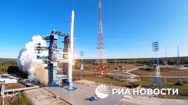 Запуск ракеты-носителя легкого класса Ангара-1.2 с военными спутниками с космодрома Плесецк Запуск ракеты-носителя легкого класса Ангара-1.2 с военными спутниками с космодрома Плесецк - РИА Новости, 1920, 21.08.2025